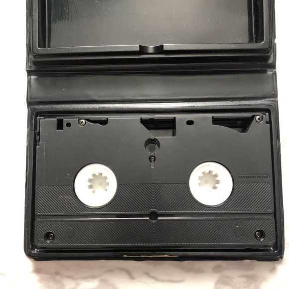 From Pluto With Love VHS Disney Limited Gold Edition II Cartoon Classics 1985 - Picture 5 of 10